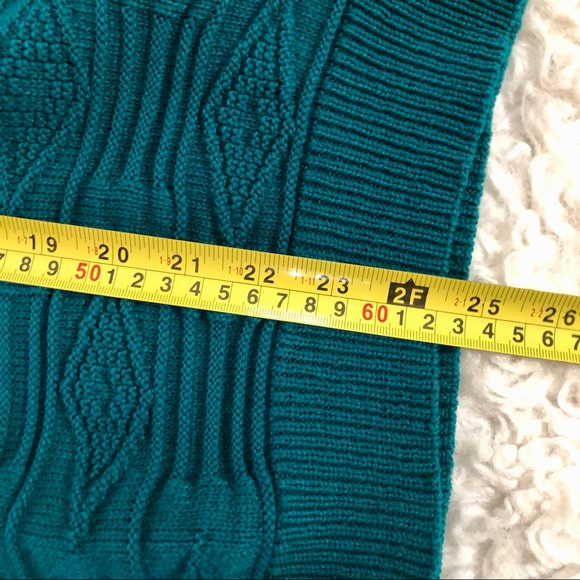 Vintage teal Aztec print mock neck sweater, medium - Picture 8 of 10